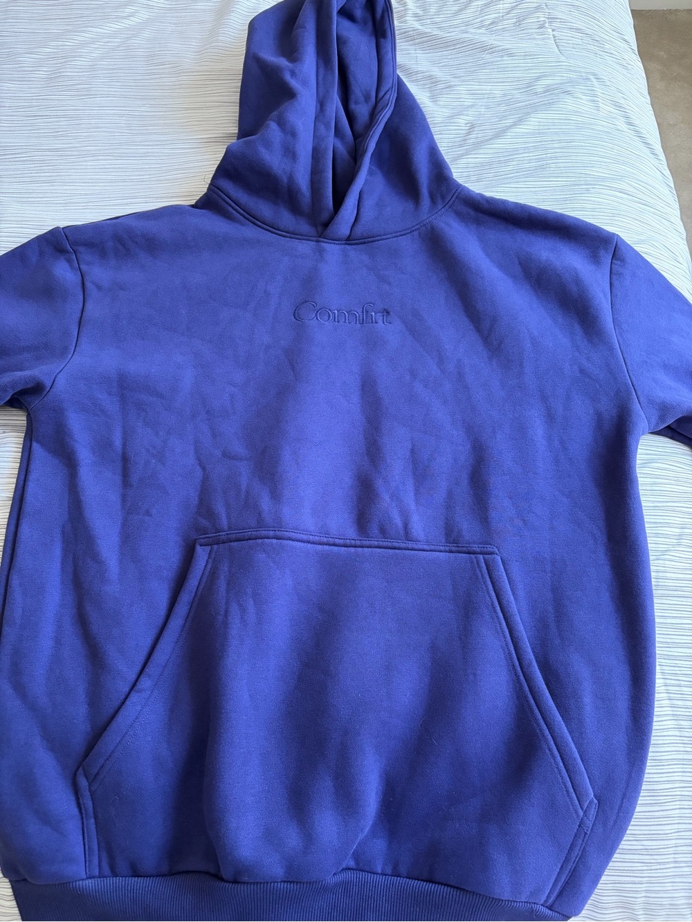 Comfrt signature Hoodie - Picture 2 of 5